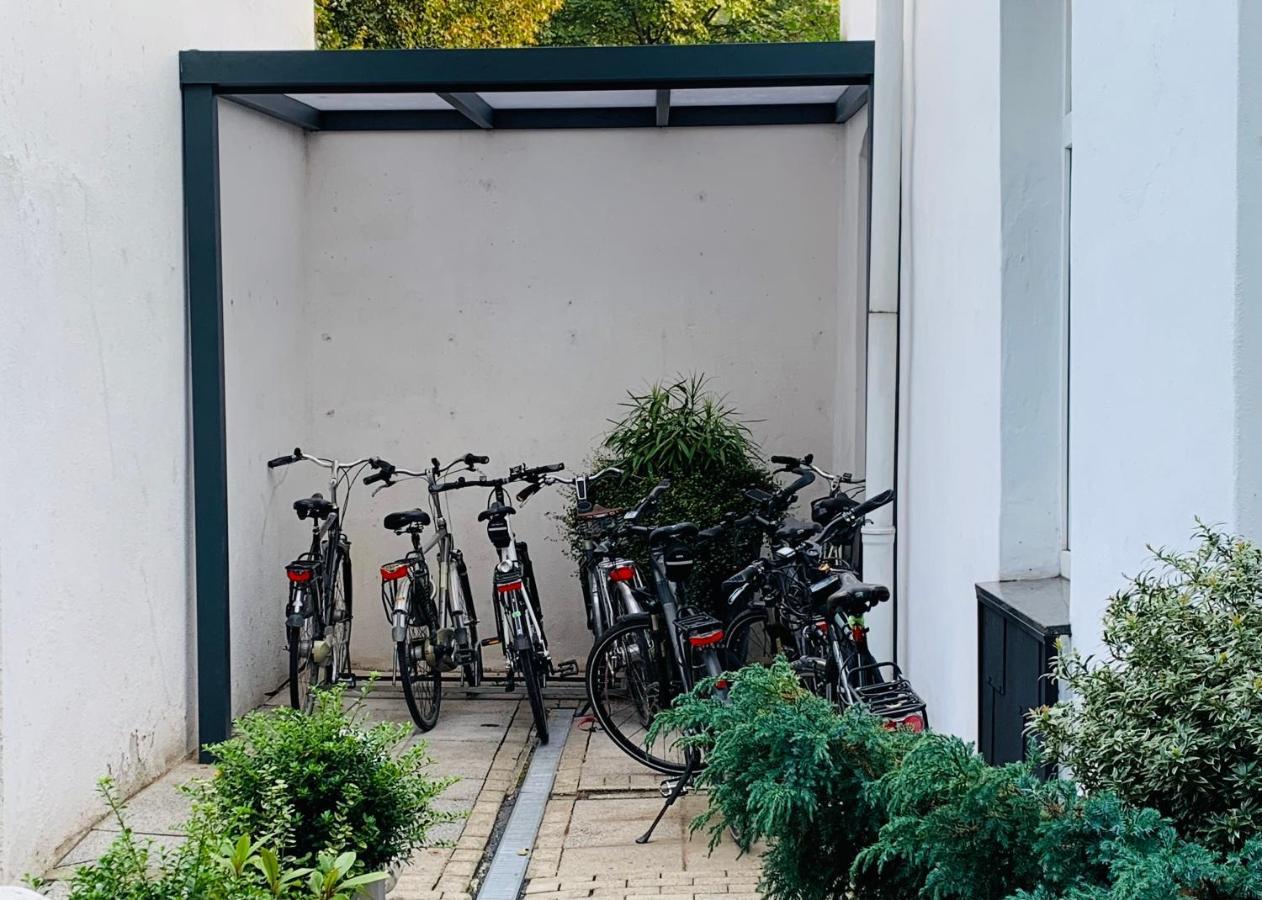 Hotel Am Freihafen Duisburgo Esterno foto