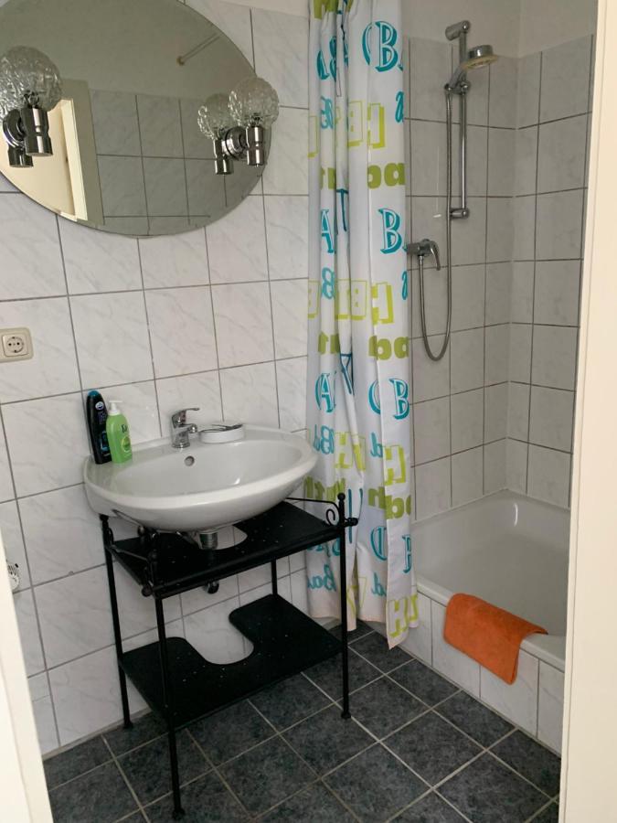 Hotel Am Freihafen Duisburgo Esterno foto